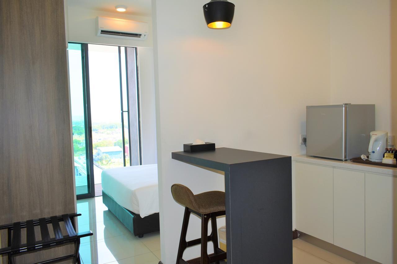 D'Wharf Hotel & Serviced Residence Port Dickson Exterior foto